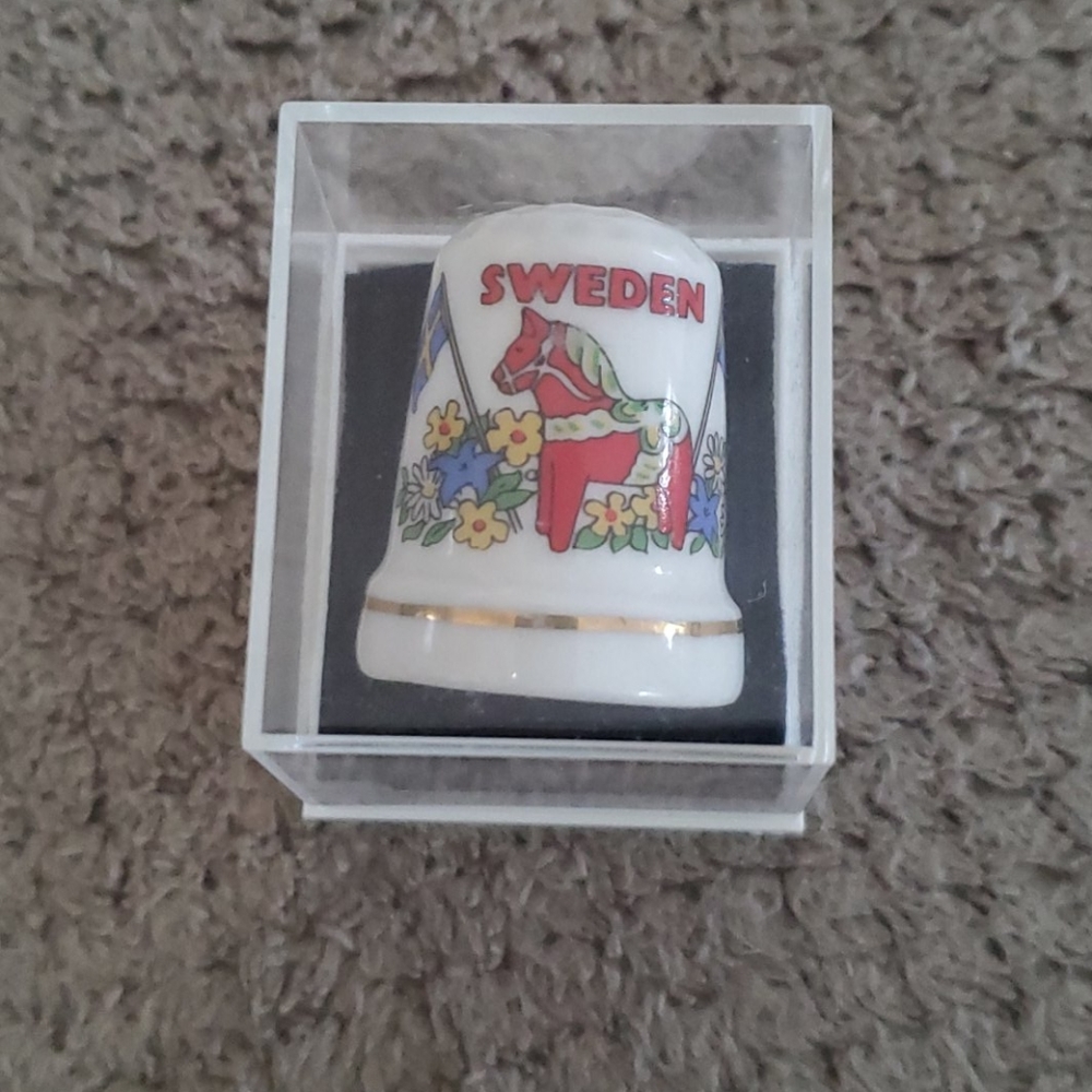 NWT Porcelain Sweden‎ Thimble